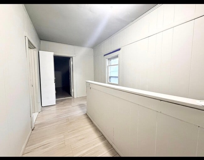 Photo - 1308 W 13th Ave