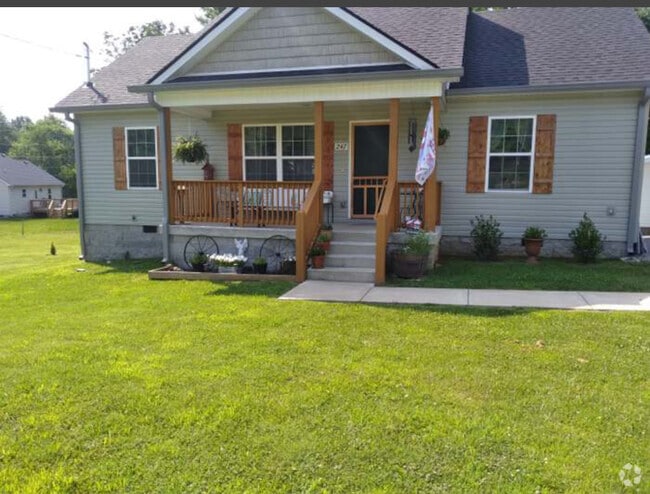 Building Photo - 247 Boyette Ave Rental