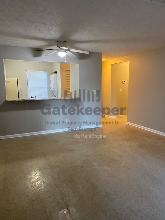 Photo - 209 Sheraton Ct