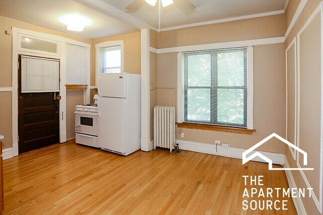 Photo - 632.5 W Arlington Pl Unit 22