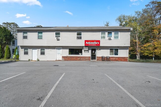 Building Photo - 2452 NY-207 Unit Apt. 1