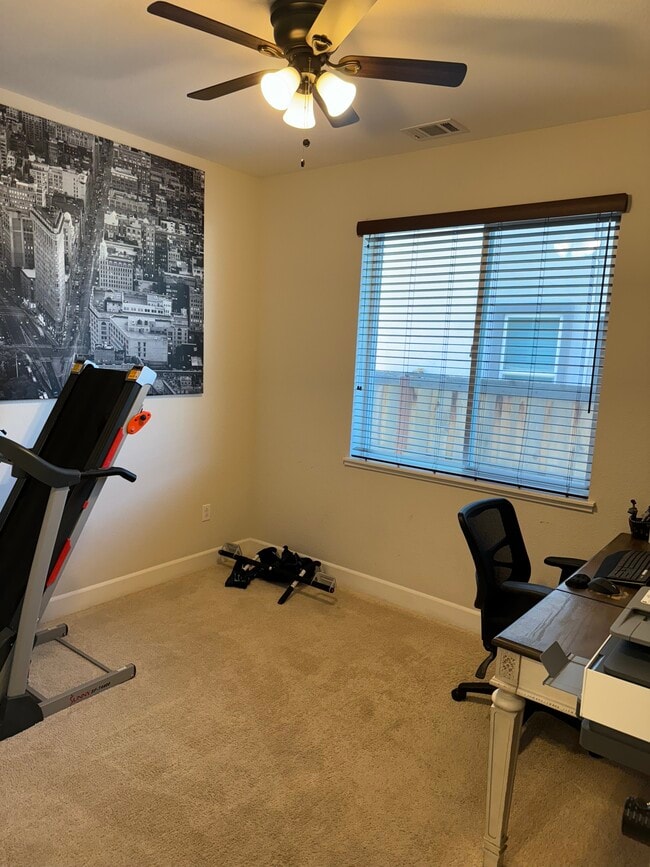 Photo - 501 Aster St