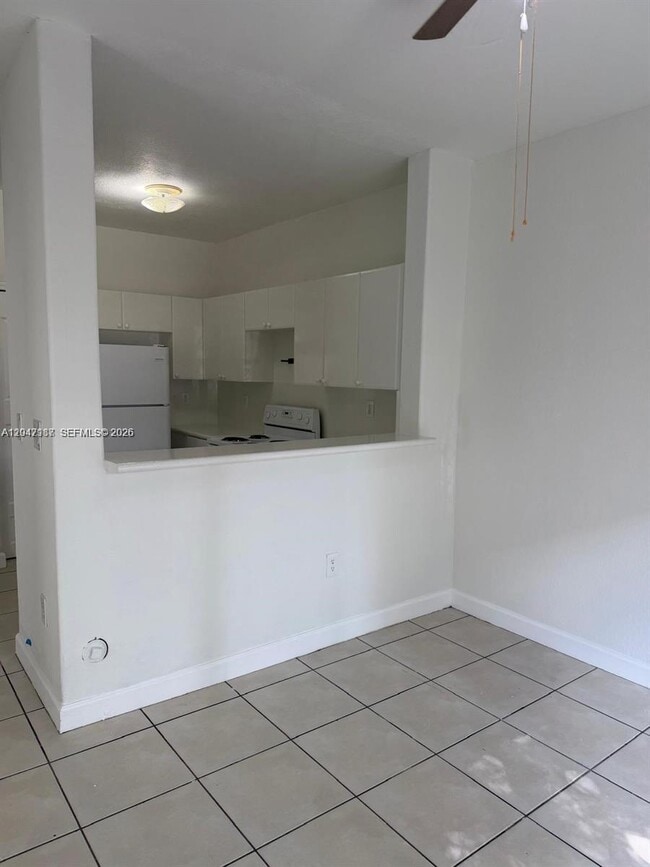 Photo - 1656 SE 29th Ct Unit 100