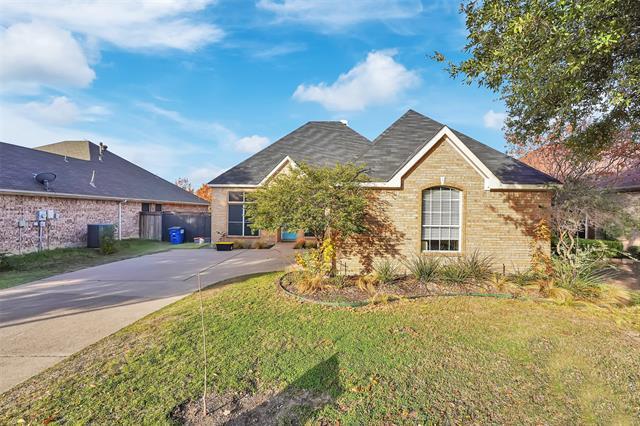 Photo - 636 Huntington Ln