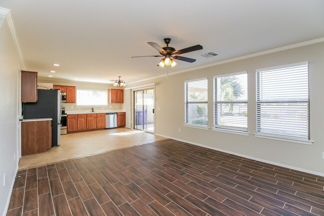 Photo - 2634 S Southwind Dr