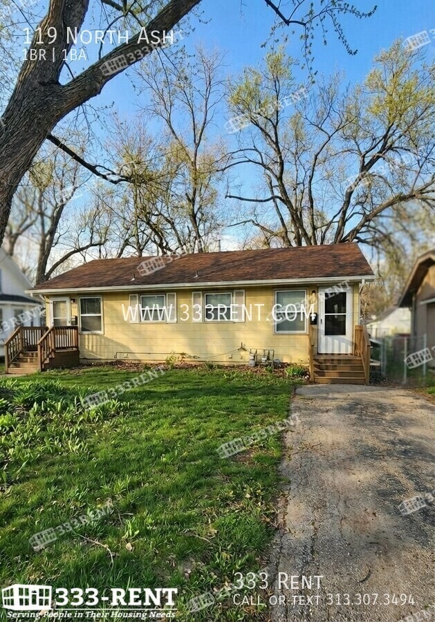 Building Photo - 119 North Ash-