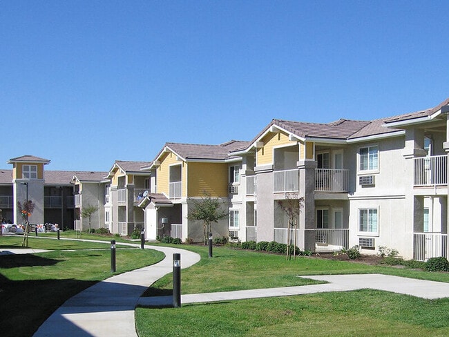 Building Photo - Zaninovich Village Rental