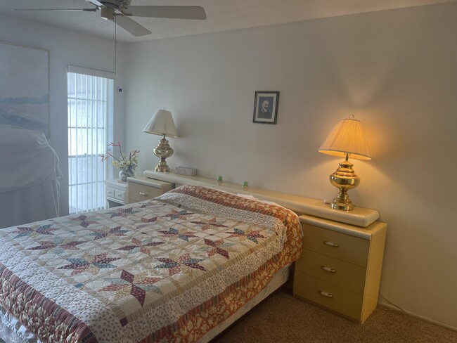 Photo - 4 W Greenway Dr Unit 201