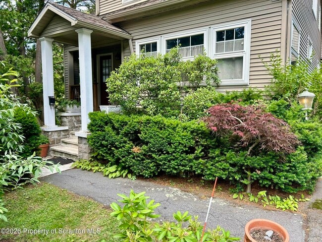 Photo - 1787 E Mountain Rd