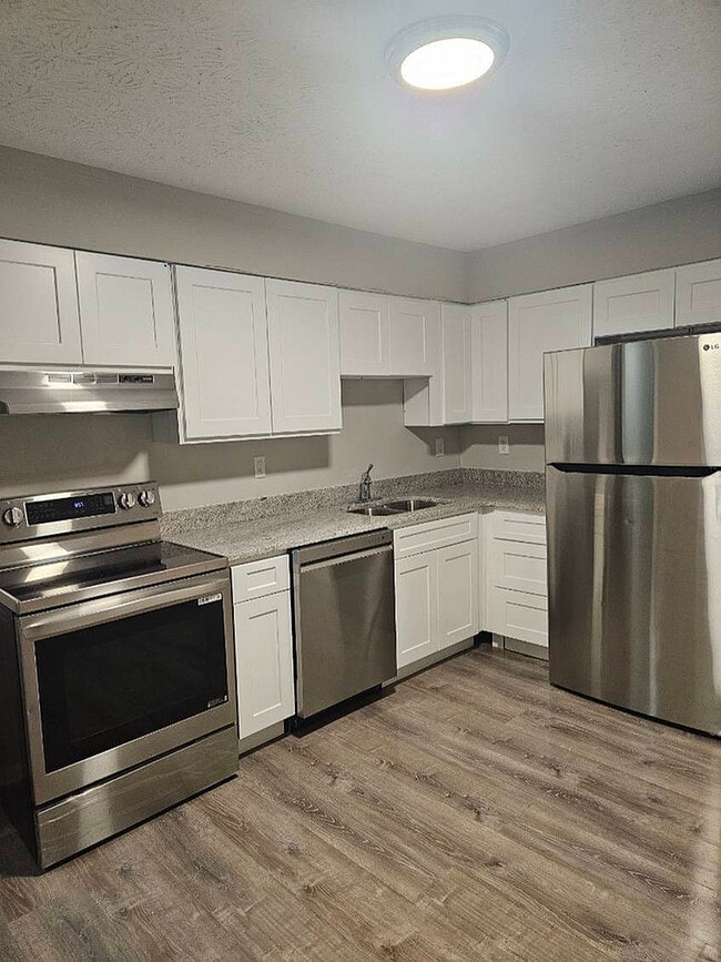 Photo - Carlton Ford Apartments