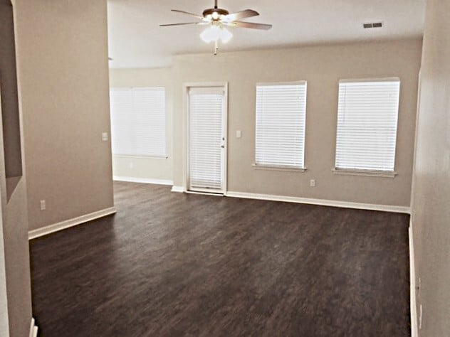 Photo - 9188 Fieldstone Ter