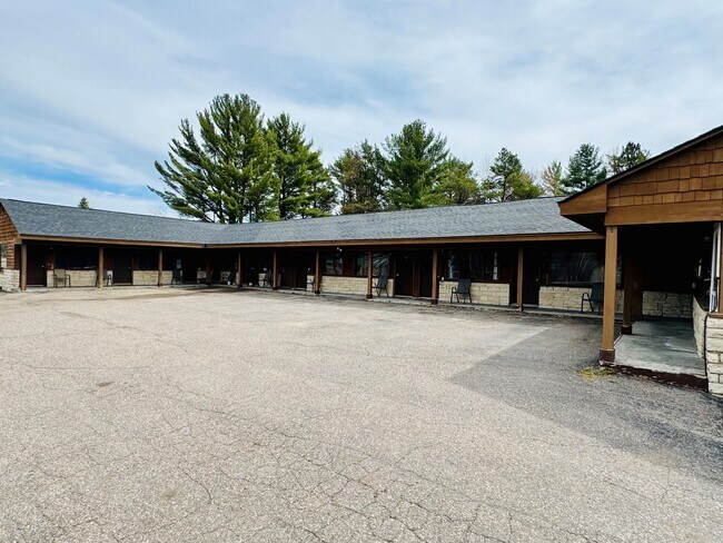 Photo - 7528 US-51 Unit #1