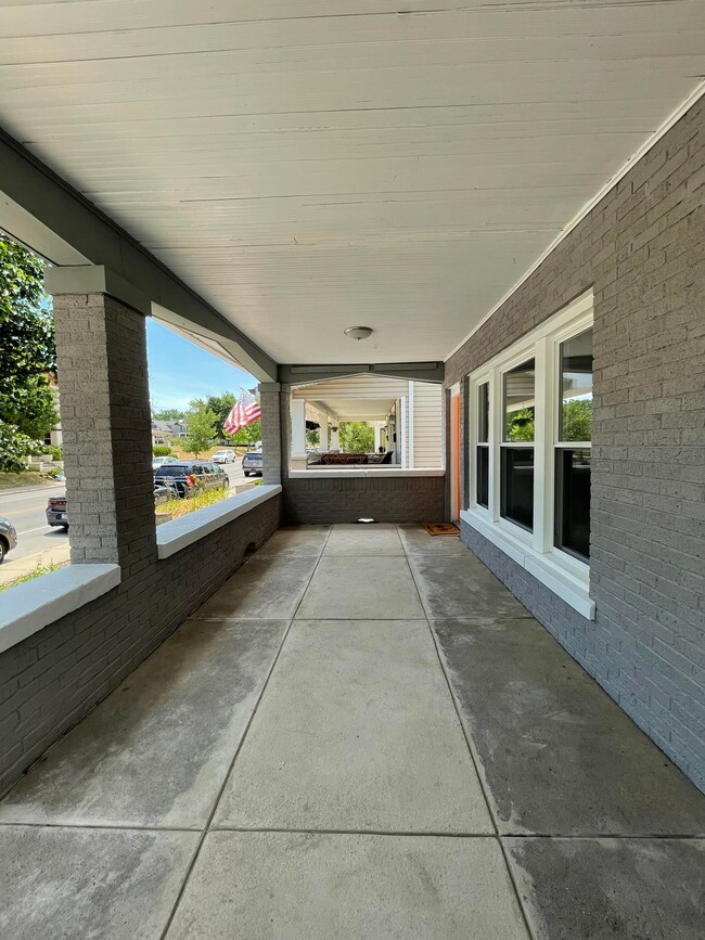 Front Porch - 2334 Central Ave Apartments Unit 2334