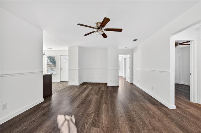 Photo - 704 E Sycamore St