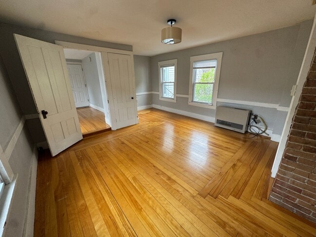 Photo - 11 Russell St Unit 03