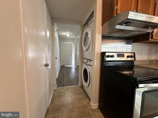 Photo - 8625 Cartwright Ct