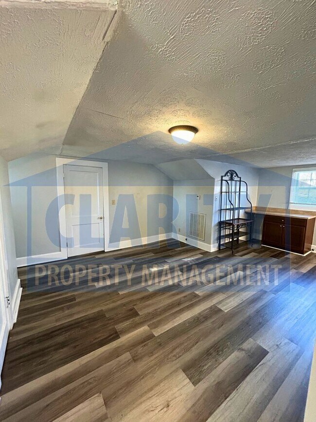 Photo - One bedroom apartment across from Lee University!
