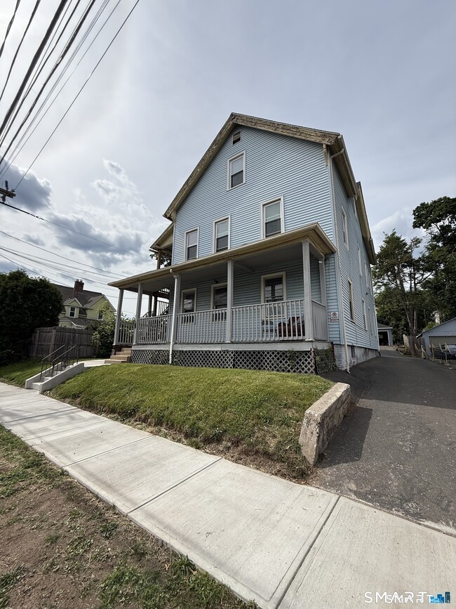 125 Columbia St