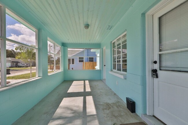 Photo - 867 53rd Terrace N