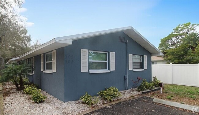 Building Photo - 302 Colonia Ln Rental