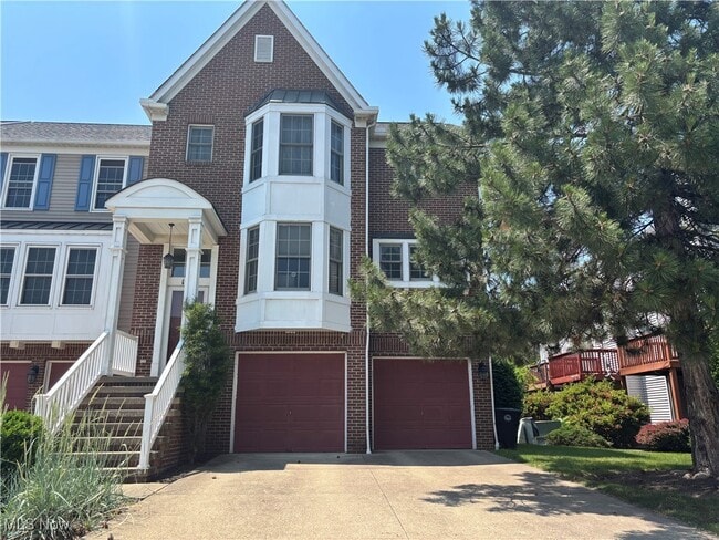 Building Photo - 1944 E 82nd St Rental