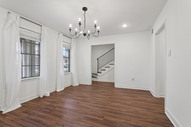 Photo - 1415 Homer St