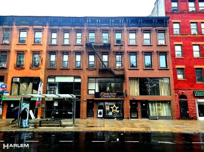 Building Photo - 3 bedroom in New York NY 10030 Unit Apt 3