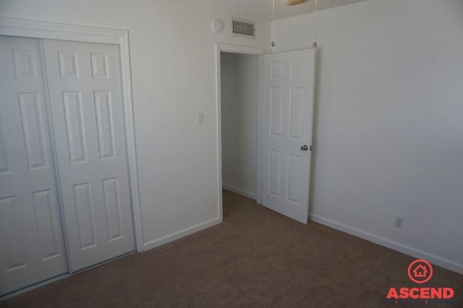 648 Delfino Ln