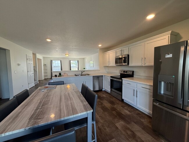 Photo - Spacious & Partially Furnished 5-Bedroom Colonial in Allendale's Maple Pond Community