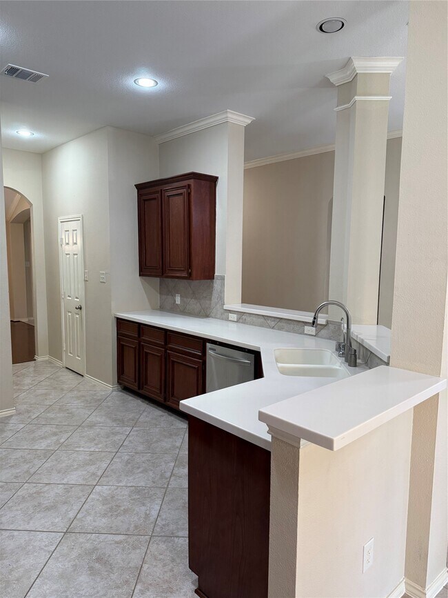 Photo - 6914 Sunflower Grove Dr