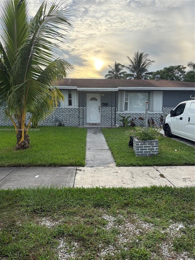 Building Photo - 20520 NW 2nd Ct Rental
