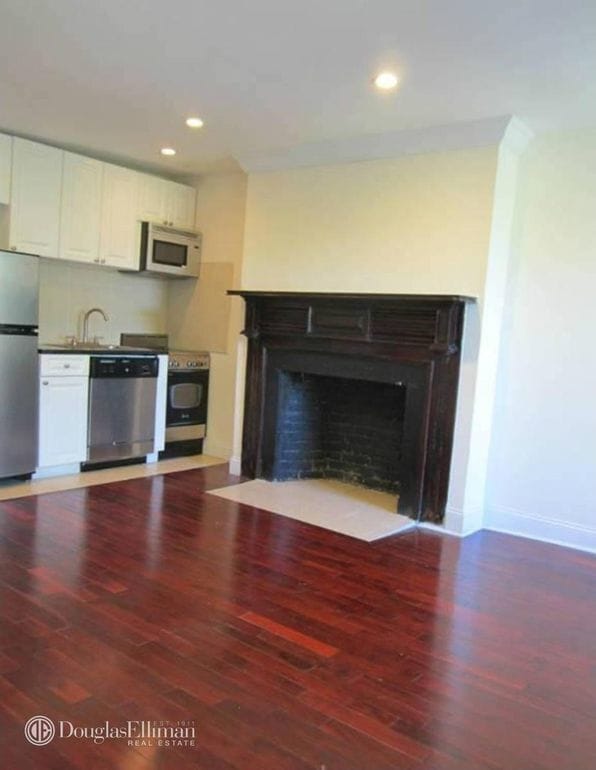 Photo - 496 Hudson St Unit 3J
