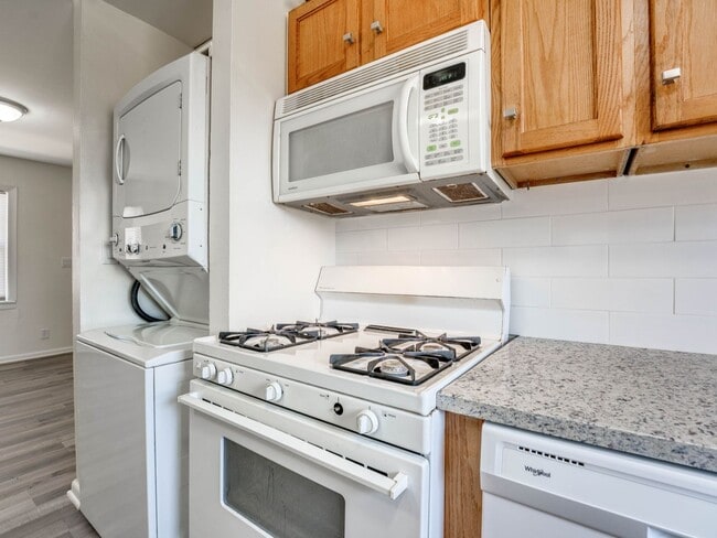 Photo - 2 Bedroom, 1 Bath Home in Shawnee!