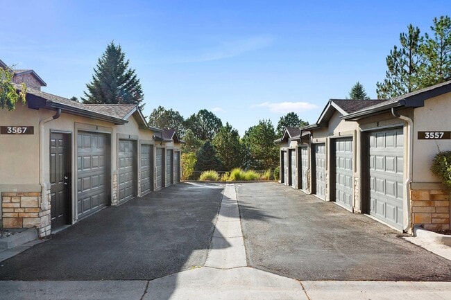 Summerfield Condominiums