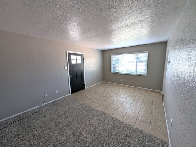 Photo - 10204 Candelaria Rd NE Unit 10204