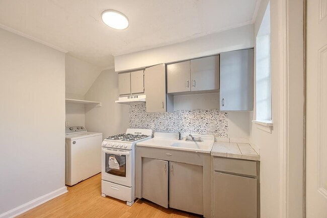 Photo - 517 N Florida St Unidad A