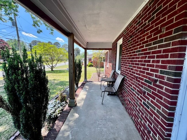 Photo - Charming 3 bedroom located in the heart of Chesapeake