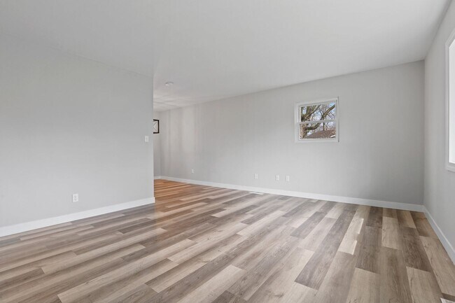 Photo - Welcome to your charming new home at 5322 ...