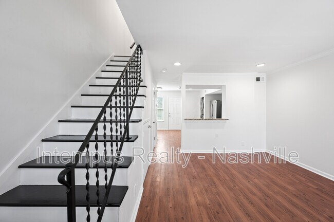 Photo - 1300 Aline Ave