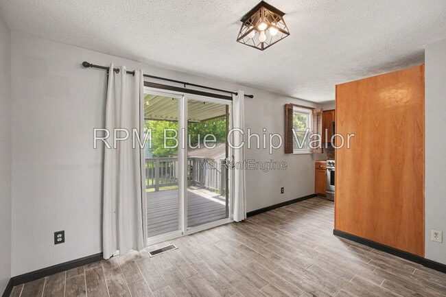 Photo - 11674 Greenhaven Ct