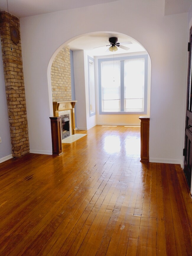 Photo - 1956 W Huron St Apartments Unit 3rd floor