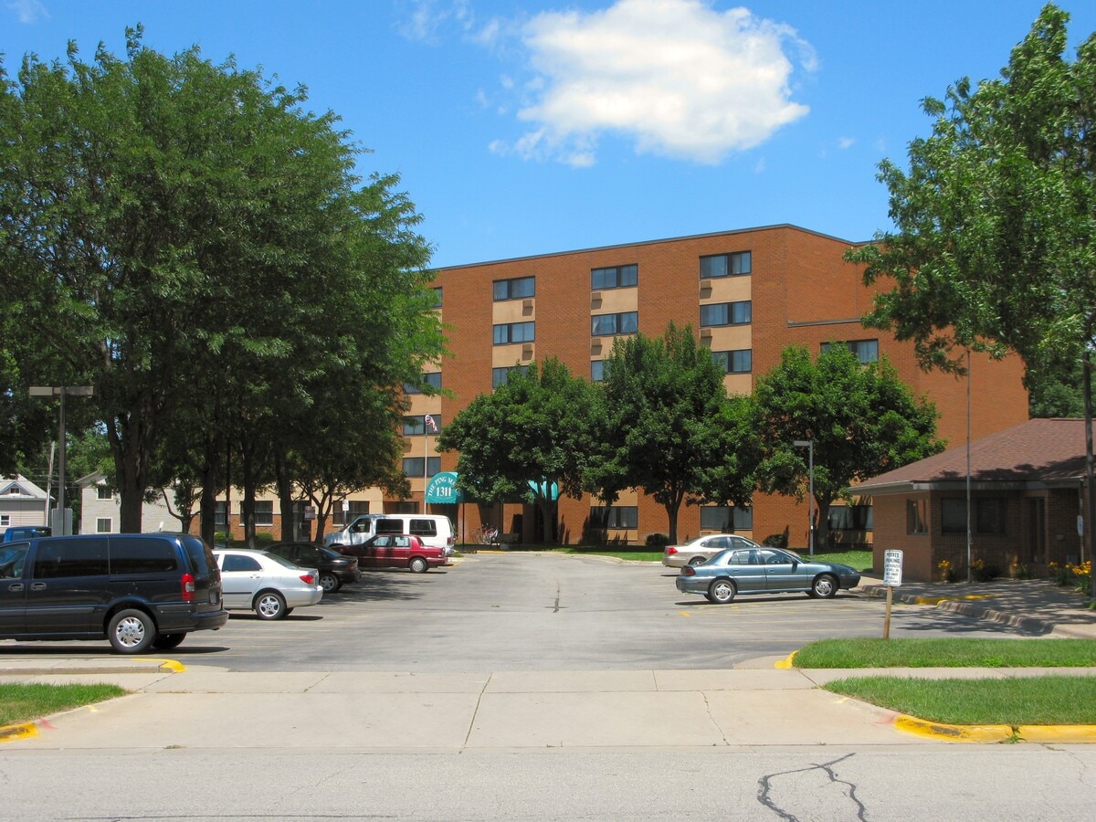 View to the north across Badger Street - Ping Manor