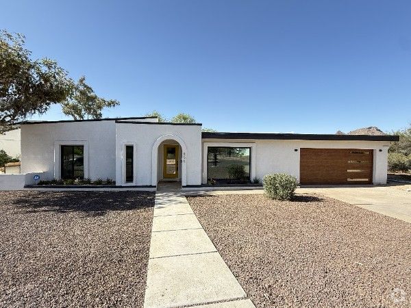 Building Photo - 856 E Village Cir Dr S Rental