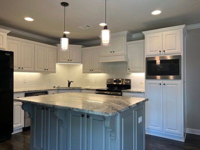 Photo - 25 Timber Ln