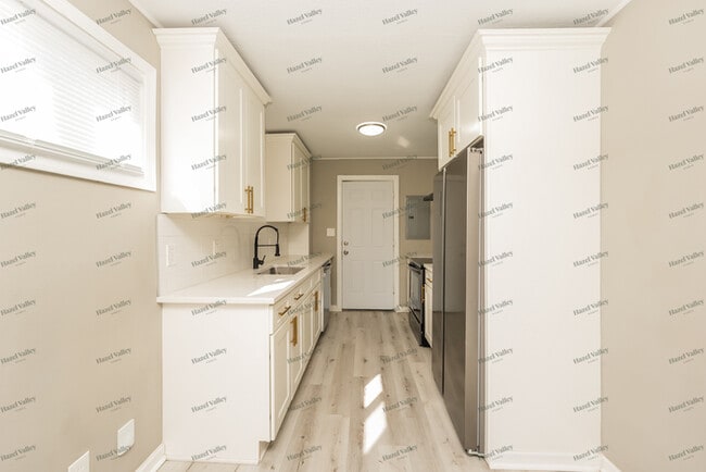 Photo - 1204 Dartmoor Ave