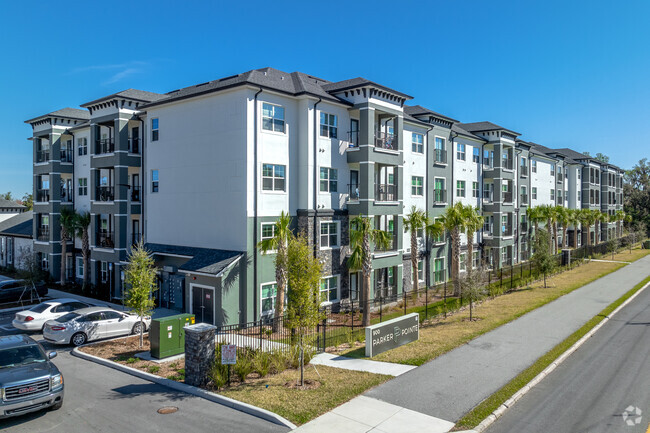 Building Photo - Parker Pointe Apartments