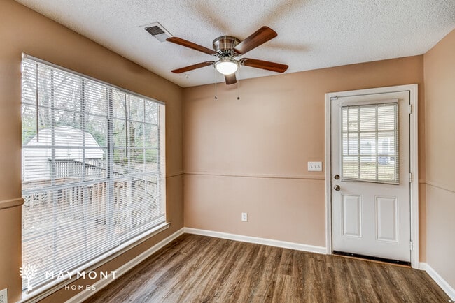 Photo - 4717 Hollow Ln