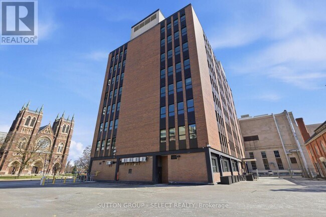 Photo - 195 Dufferin Ave Unit 713
