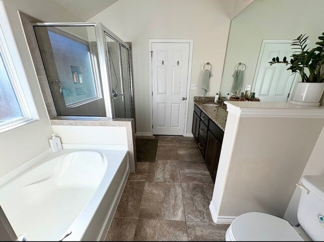 Photo - 7509 Loyd Neal Dr