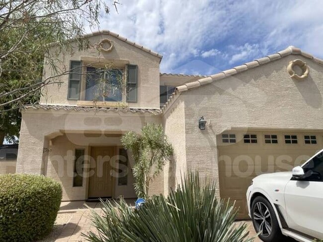Building Photo - North Phoenix 4bed 2.5ba 2car POOL Oasis